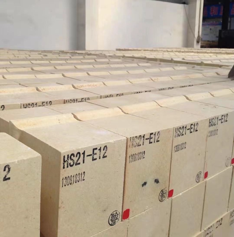 Hoge sterkte vuurvaste baksteen van klei Anti Stripping High Alumina Fire Brick voor oven bekleding