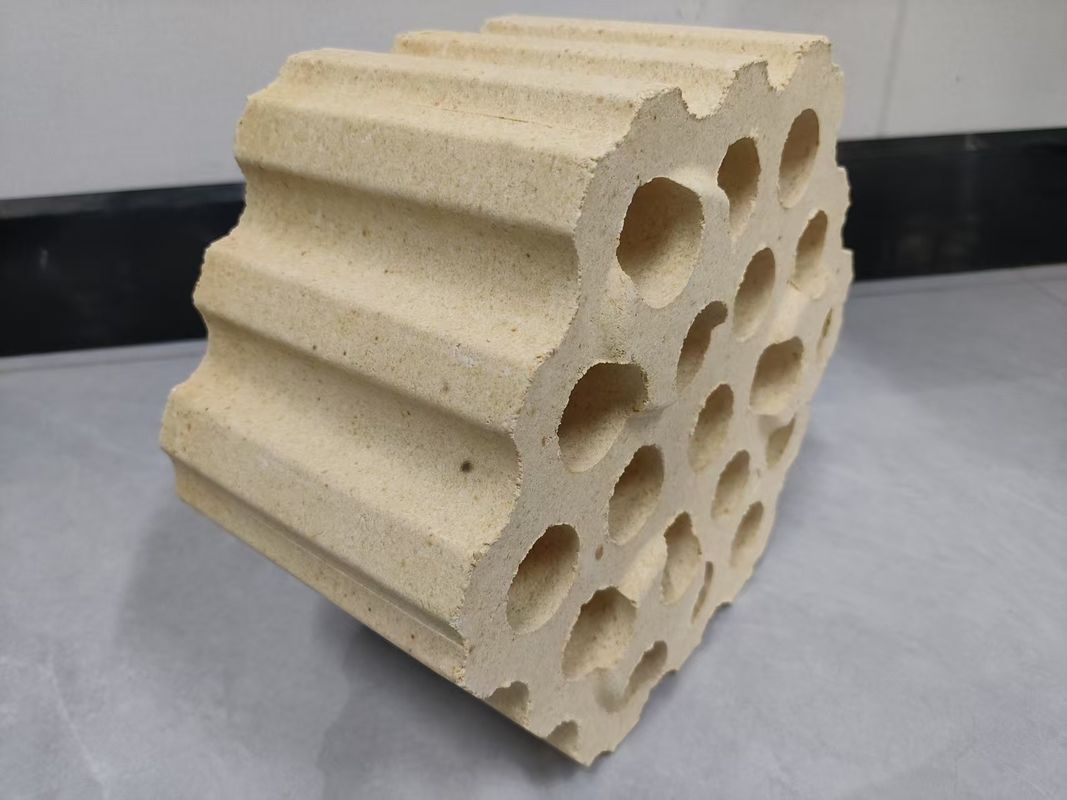 Hoge vuurvastheid onder belasting DRL-65 laag kruipend hoge aluminium baksteen gebruikt voor de brander van warme hoogsproei-oven/hoge-temperatuurovens