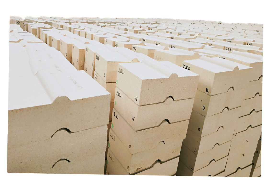 De lage Opnieuw verwarmende Lineaire de Vorm Hoge Alumina van Rate Fire Brick For Fireplace Speciale Baksteen van Preassebly verzet zich tegen 1300 ℃